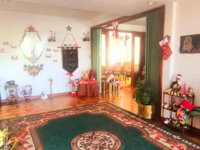 Casa en VentaIrpavi 7 dormitorios 5 baños 3 parqueos Foto 7