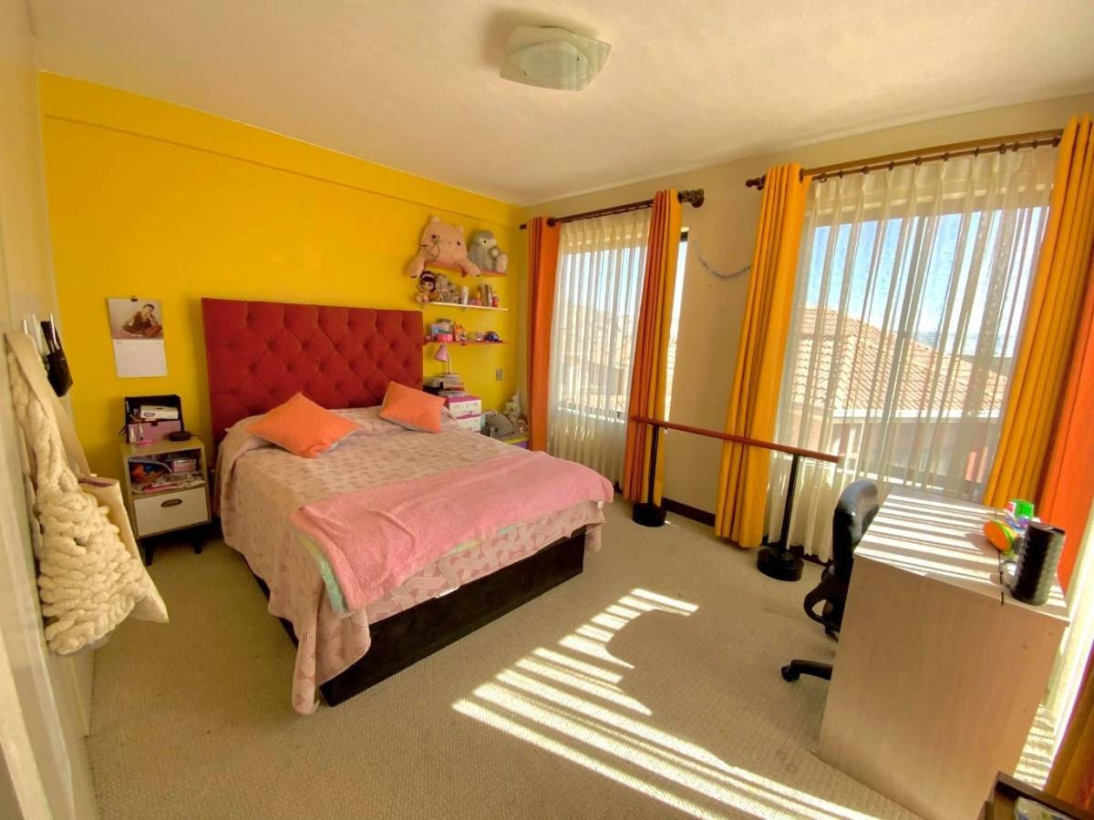 Casa en VentaLOMAS DE ACHUMANI 3 dormitorios 4 baños 2 parqueos Foto 12