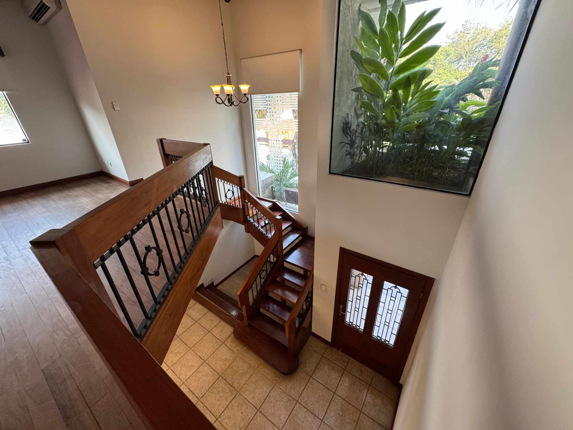 En Alquiler a $us 28,000 Foto 7