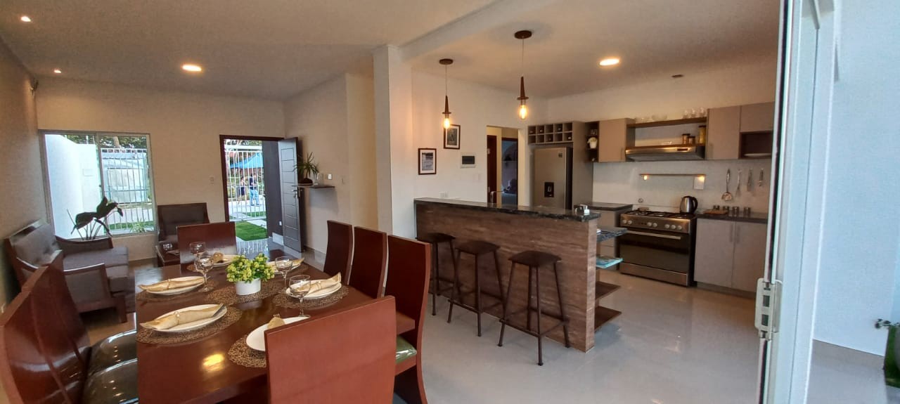 Casa en Carretera Norte en Santa Cruz de la Sierra 3 dormitorios 3 baños 2 parqueos Foto 23