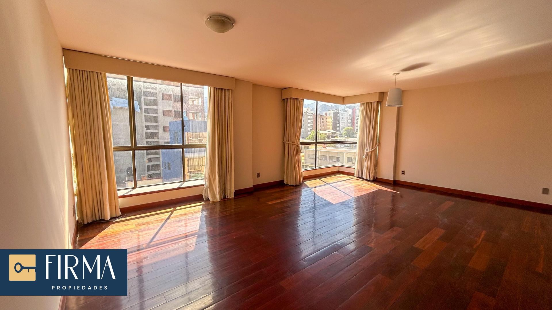 En Alquiler a Bs 5,500 Foto 1