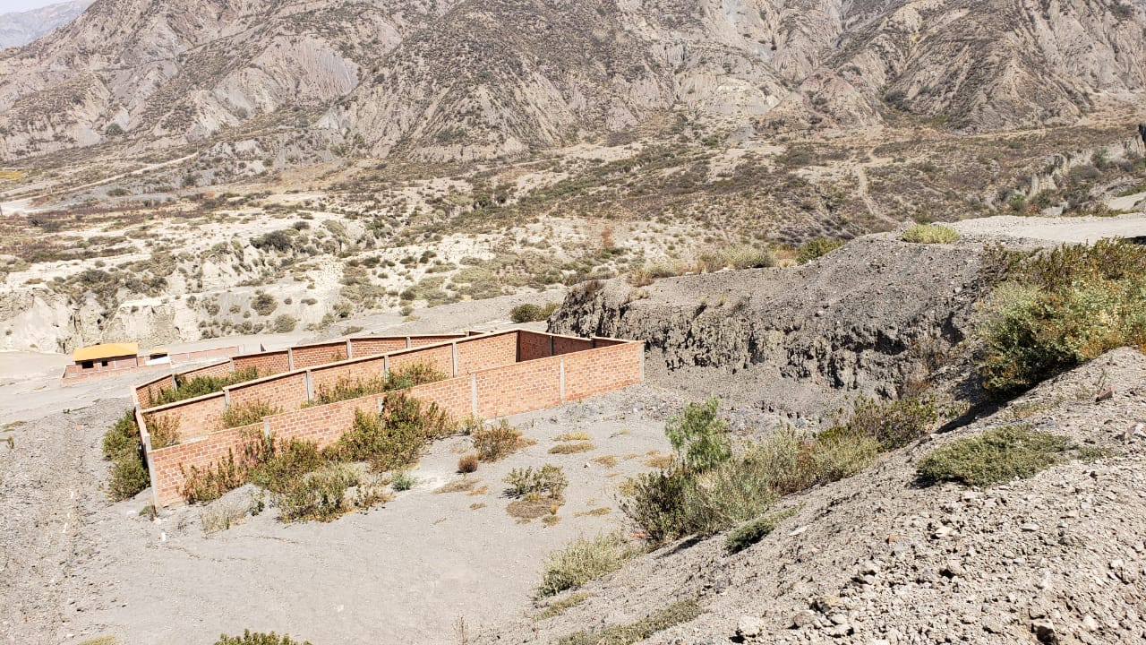 Terreno en Venta📍🛰Villa Verde Jupapina
🔵-A 5 Minutos de ANANTA (Proyecto Baisa) 
🔵-A 5 Minutos del Surtidor de Jupapina
🔵- 7 minutos de Zoológico Mallasa    Foto 2