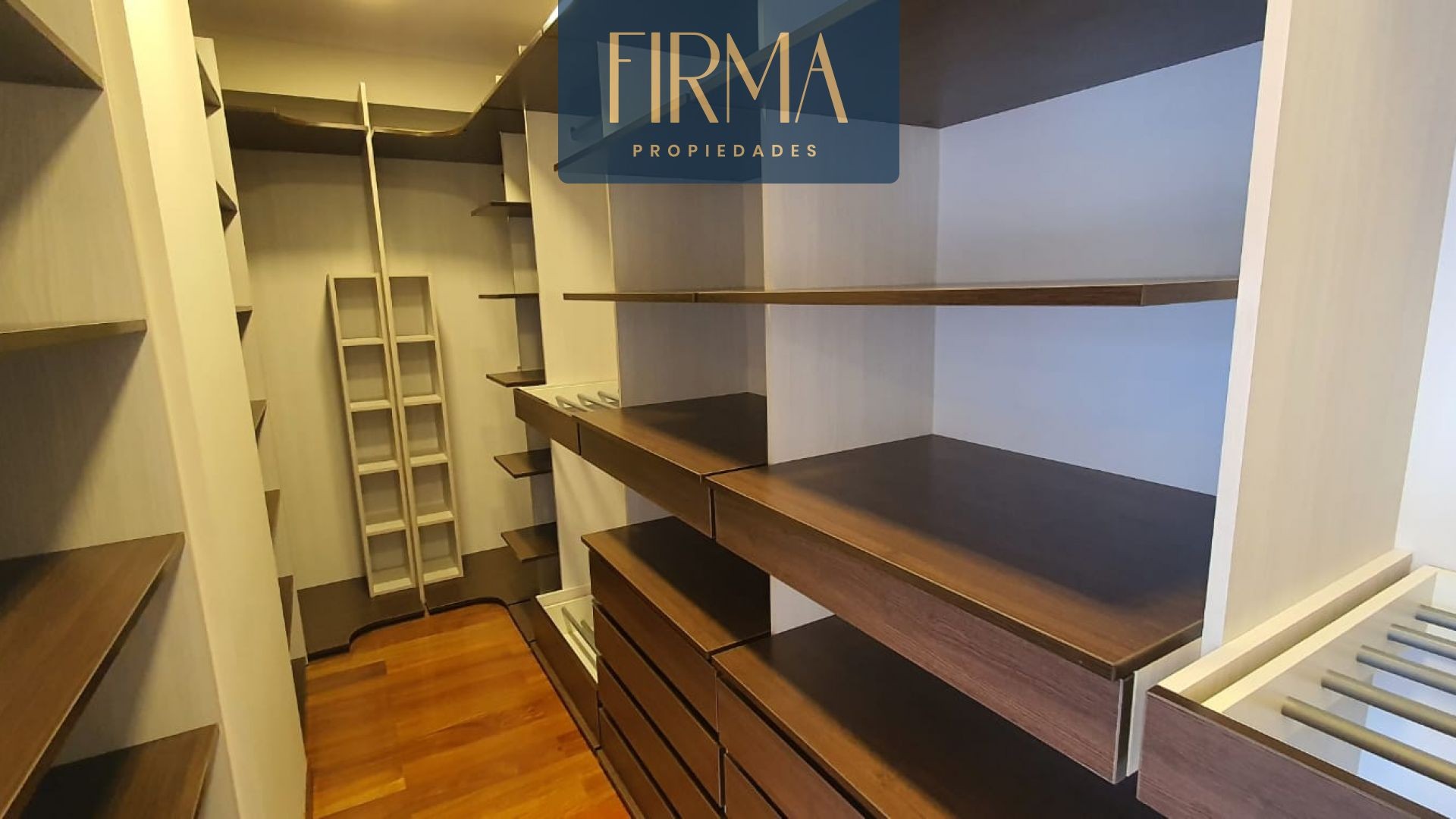 En Alquiler a $us 2,000 Foto 7