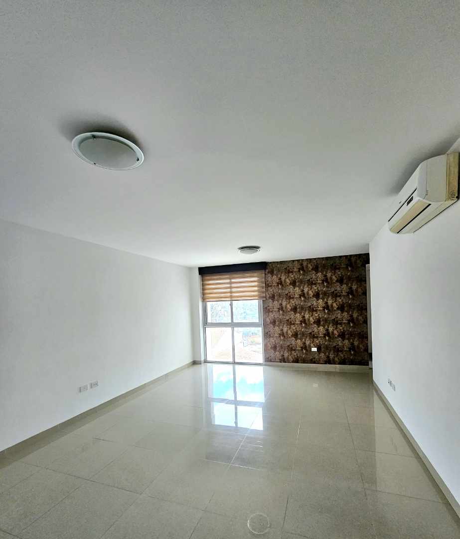 Departamento en AlquilerAV. BENI ENTRE 2 Y 3er ANILLO  3 dormitorios 3 baños 1 parqueos Foto 4