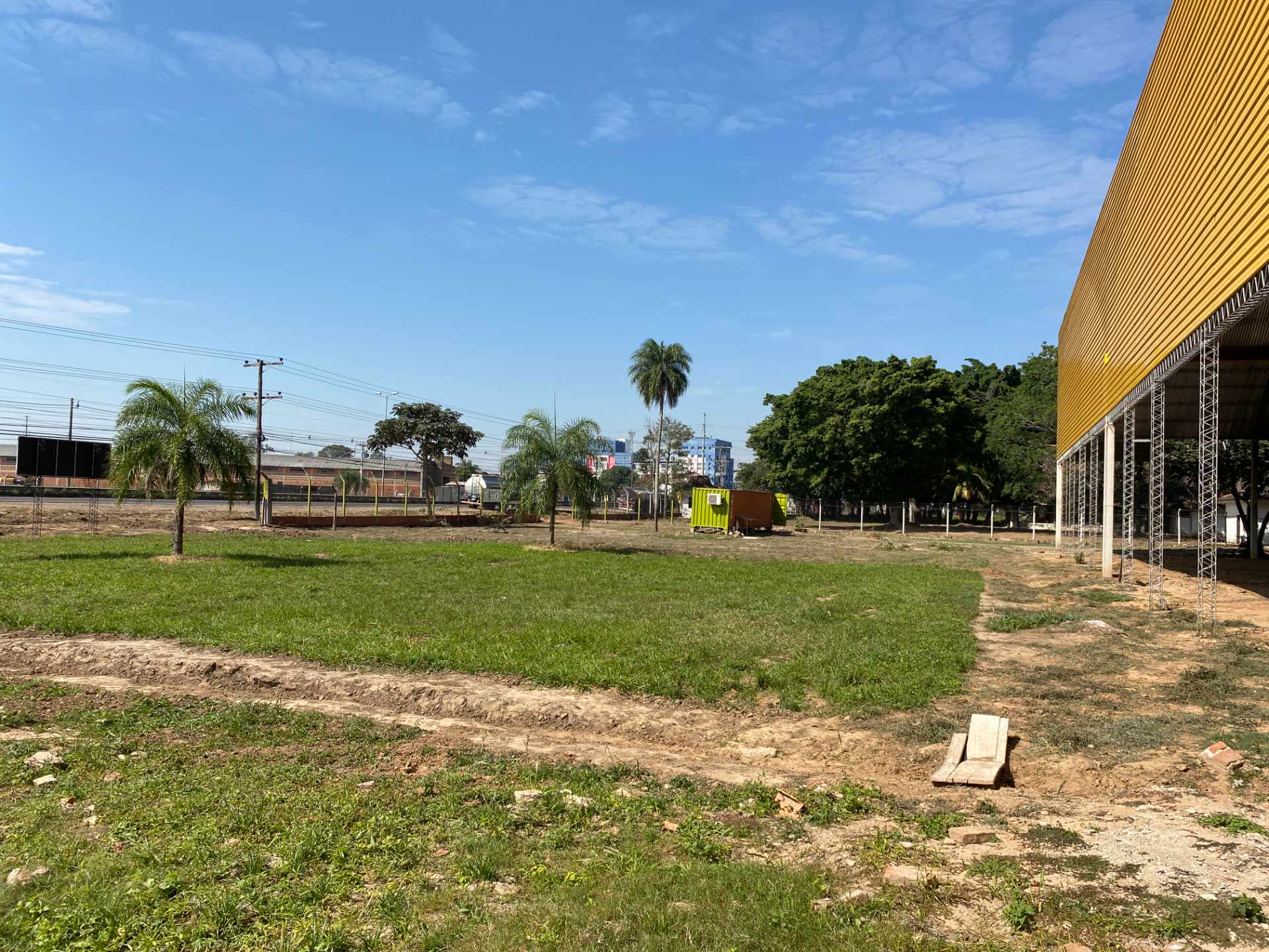 En Alquiler a $us 1,200 Foto 4