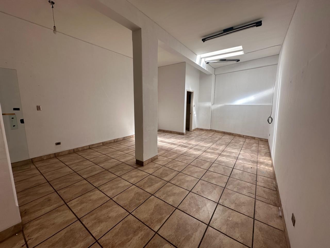 Local comercial Calle Ecuador # 738 Foto 5