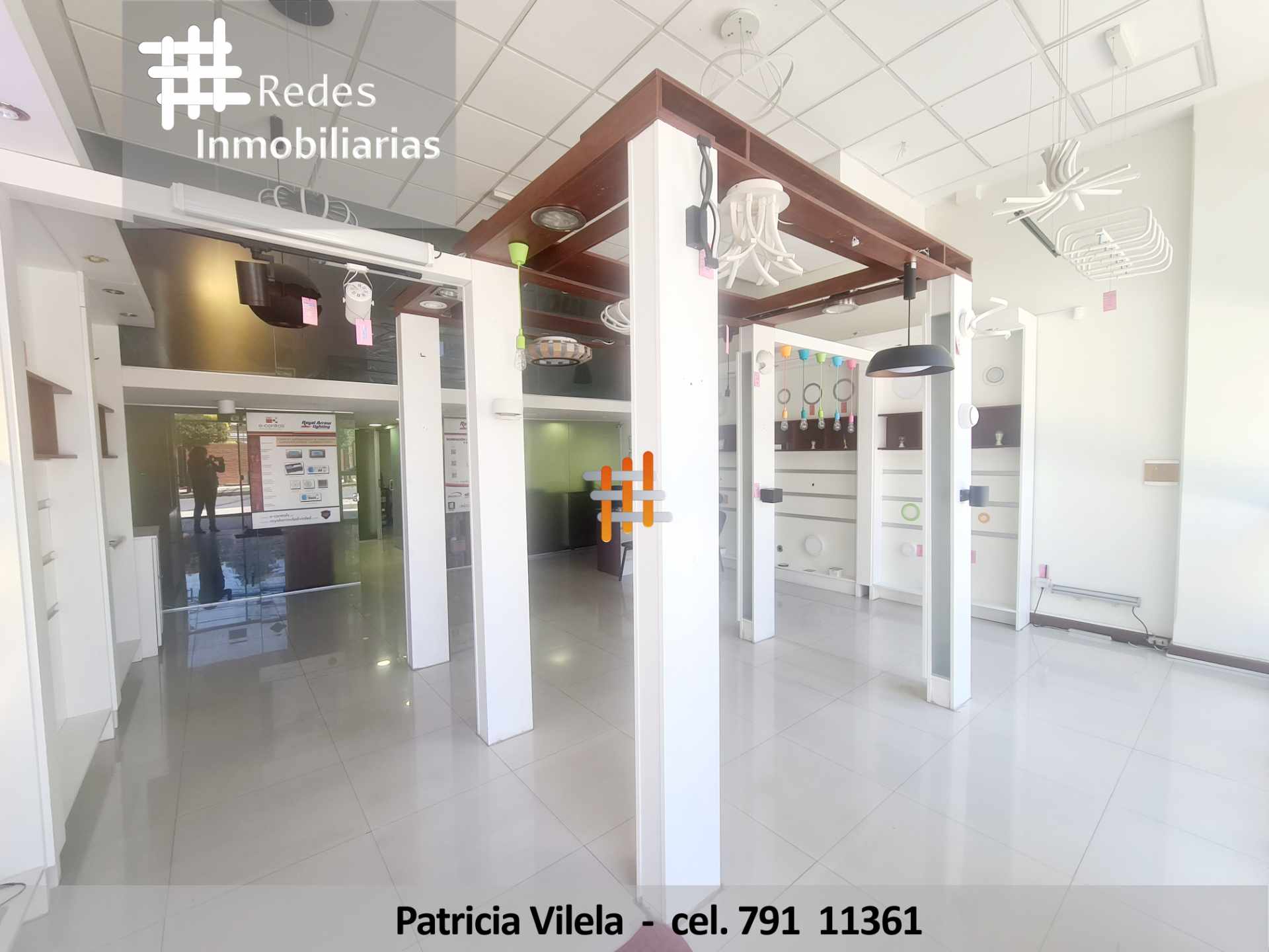 Local comercial LOCAL EN VENTA CON OFICINAS Y ALMACÉN  Foto 2