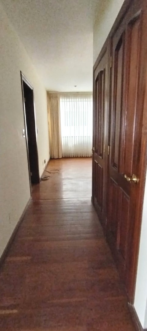 Departamento en AlquilerCALACOTO  3 dormitorios 4 baños 2 parqueos Foto 10