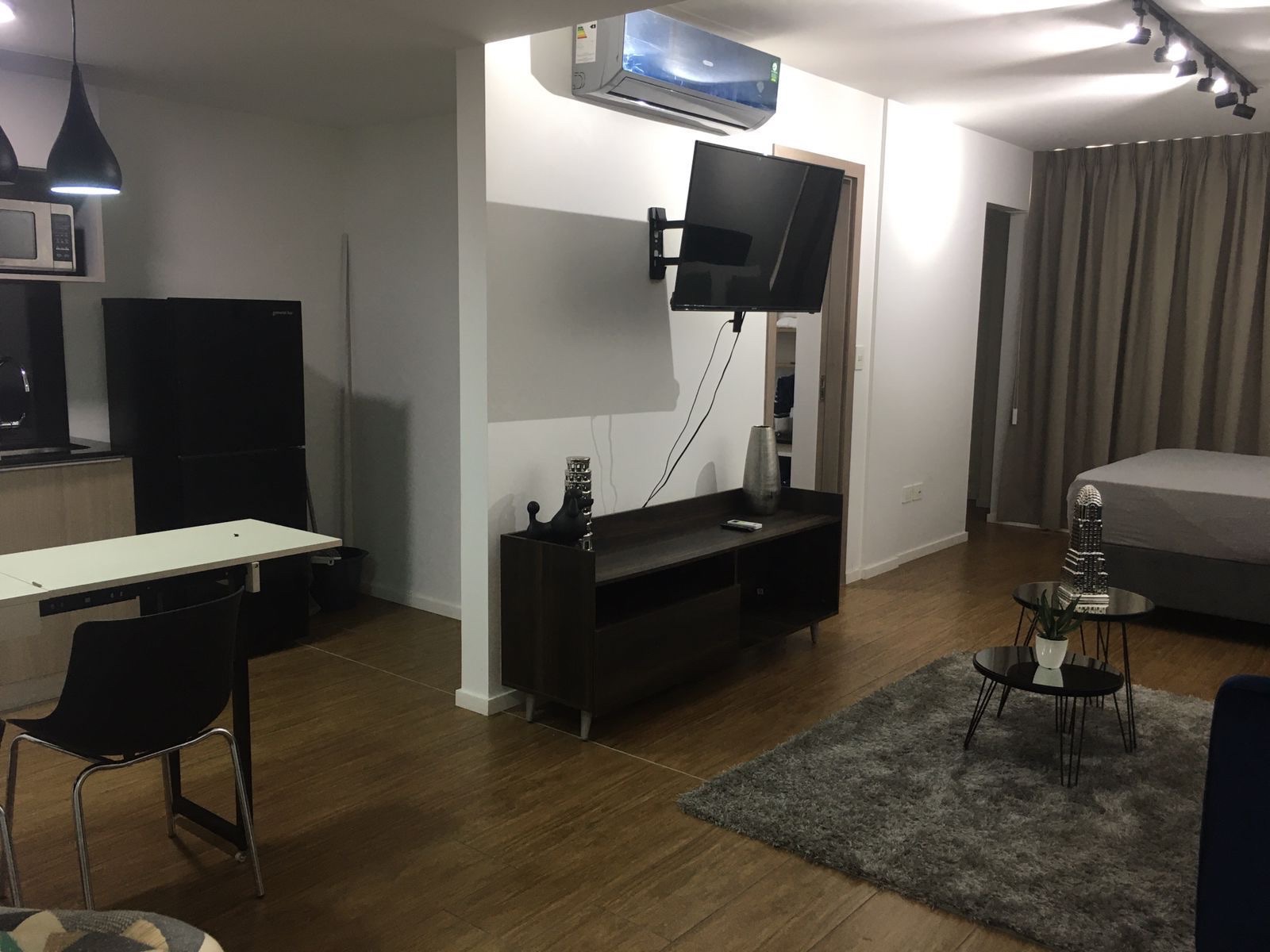 Departamento en Equipetrol en Santa Cruz de la Sierra 1 dormitorios 1 baños  Foto 3