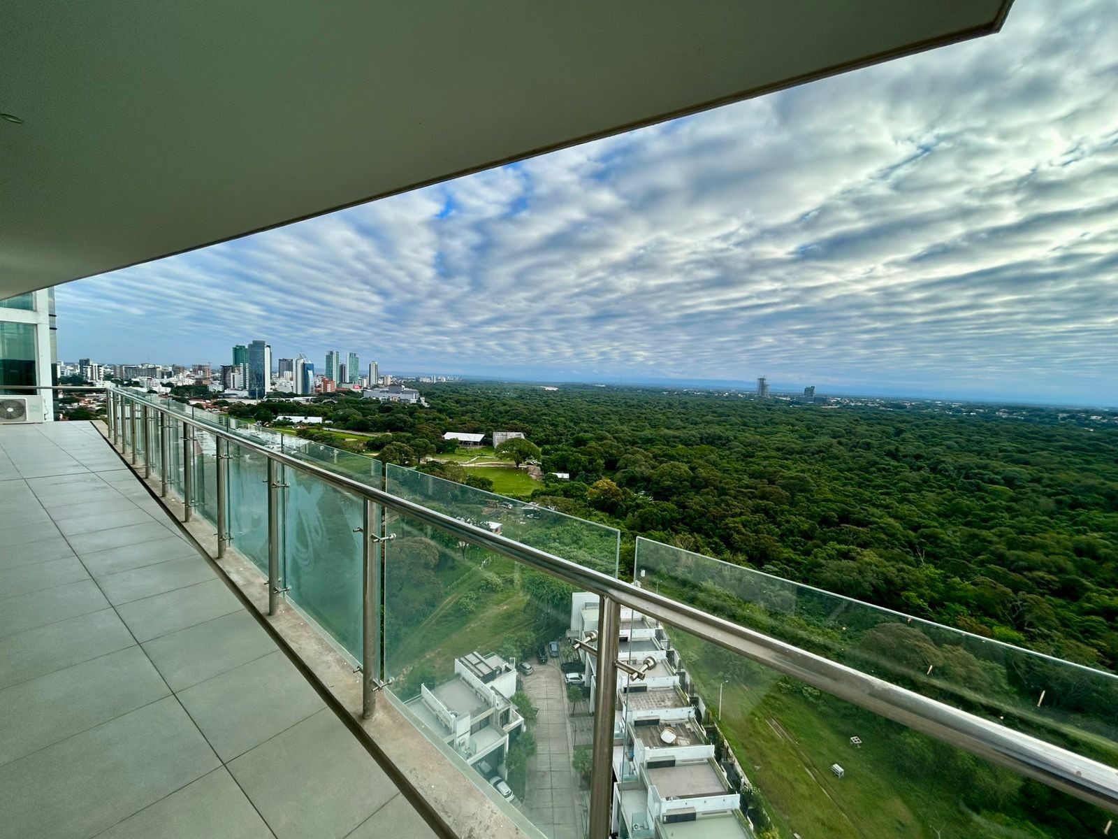 En Venta a $us 900,000 Foto 15
