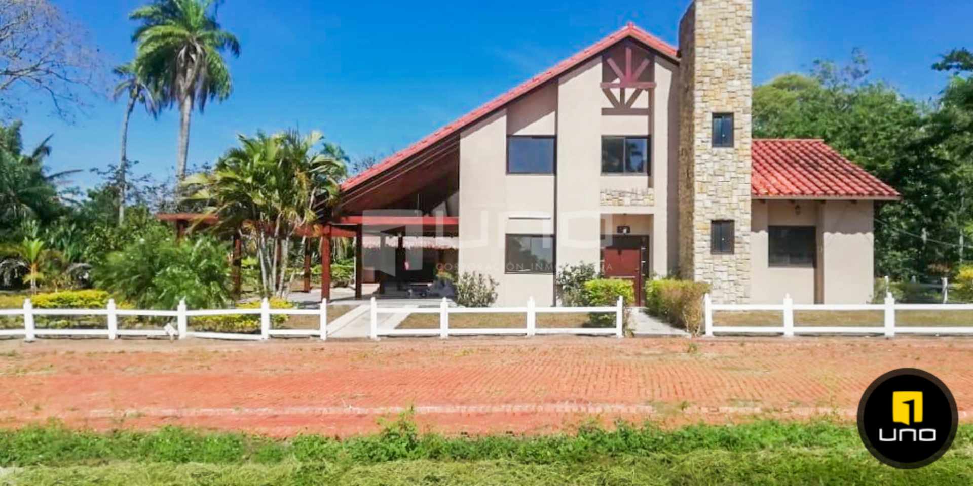 HERMOSA CASA A LA VENTA 'CONDOMINIO RÍO SELVA' us