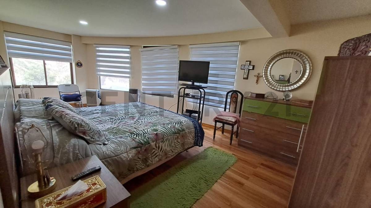 Casa en La Florida en La Paz 4 dormitorios 6 baños 4 parqueos Foto 13