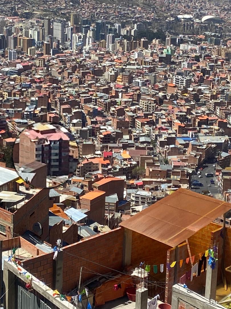 Edificio en VentaALTO SAN PEDRO   CALLLE: JORGE DE LÁ REZA #1581   27 dormitorios 13 baños 10 parqueos Foto 5