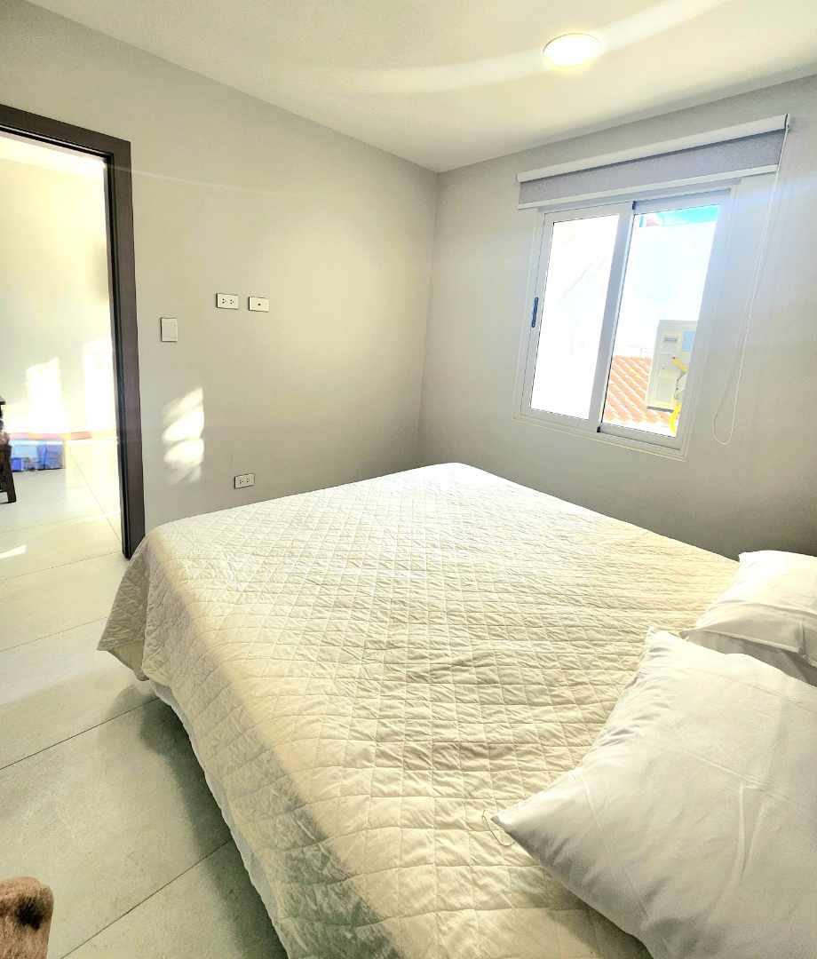 Departamento en Equipetrol en Santa Cruz de la Sierra 1 dormitorios 2 baños  Foto 5