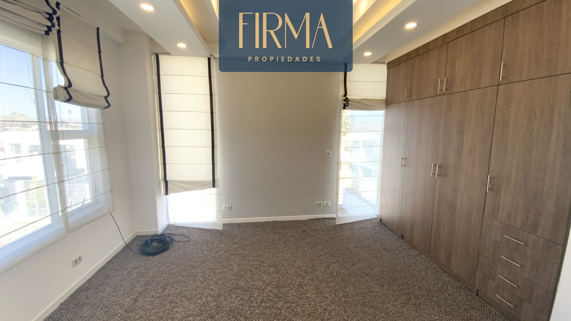 Casa en Achumani en La Paz 3 dormitorios 4 baños 3 parqueos Foto 12