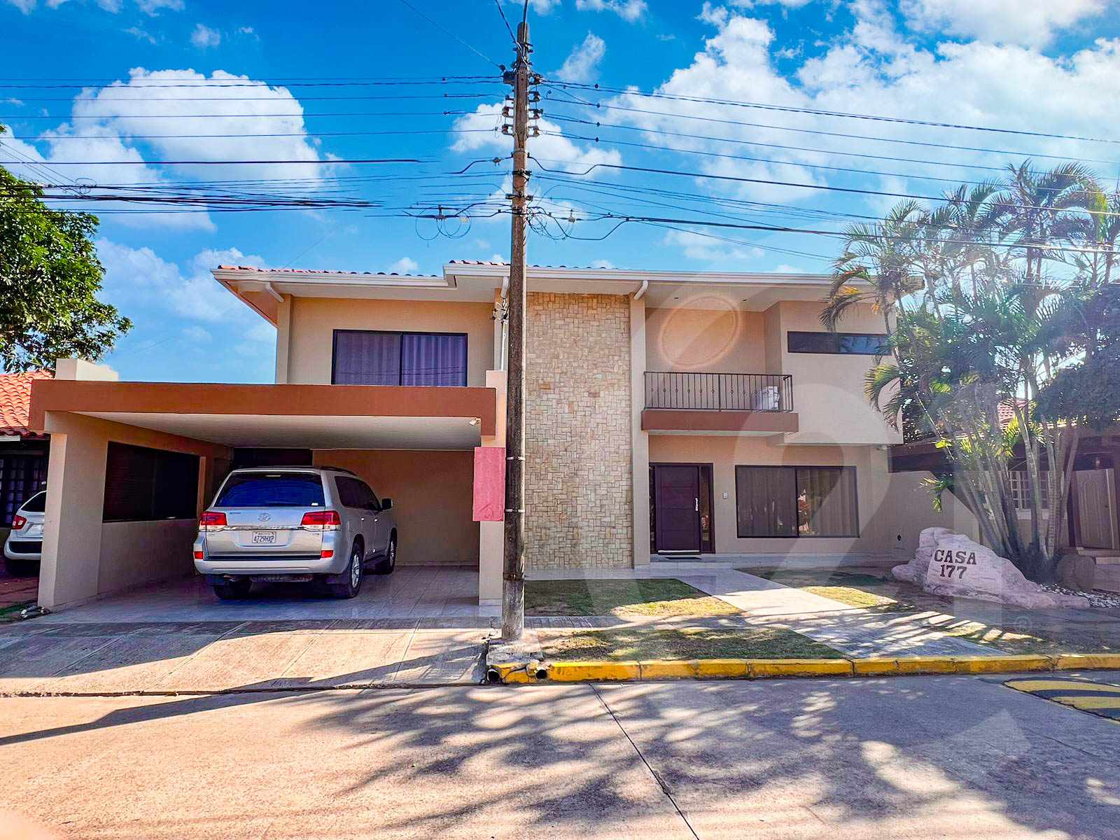 En Venta a $us 290,000 Foto 2