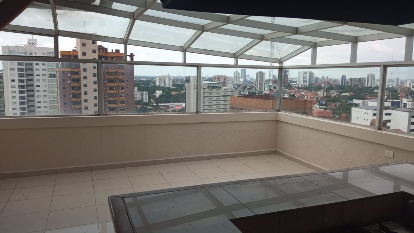 Departamento Cerca Plaza del Estudiante y avenida Mgr Rivero Foto 1