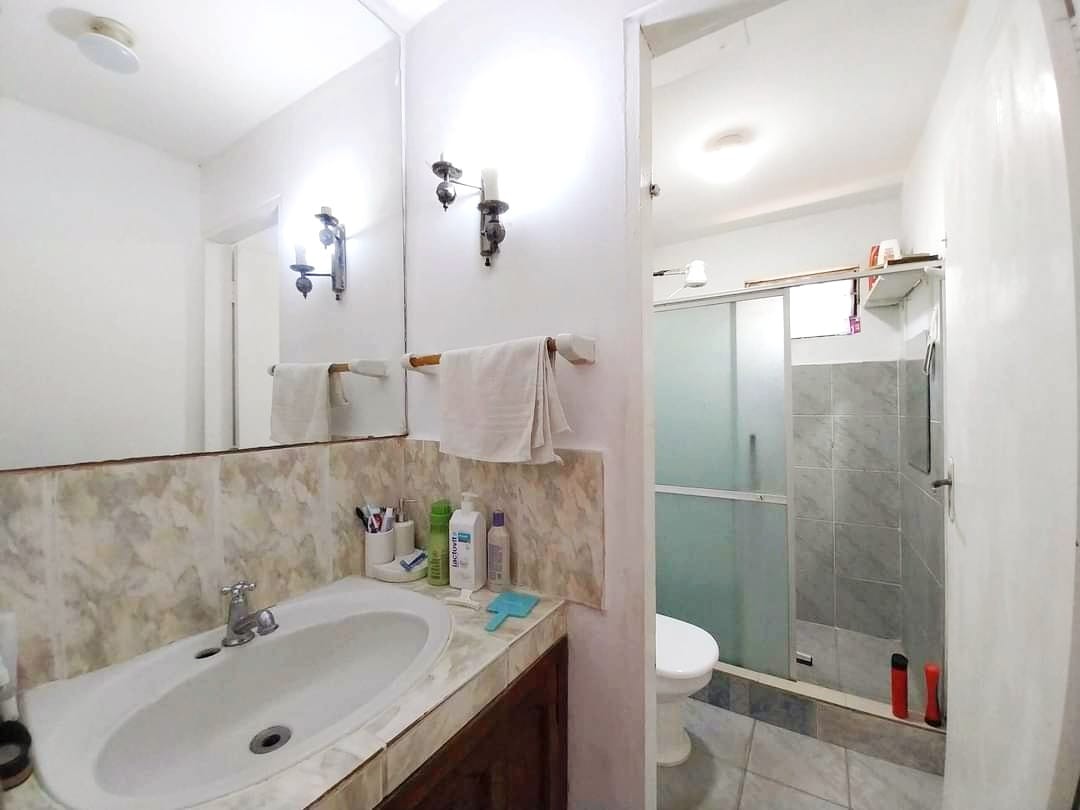 Casa en Venta📍𝙐𝘽𝙄𝘾𝘼𝘾𝙄O𝙉: ZONA EL QUIOR 3 dormitorios 2 baños 4 parqueos Foto 7