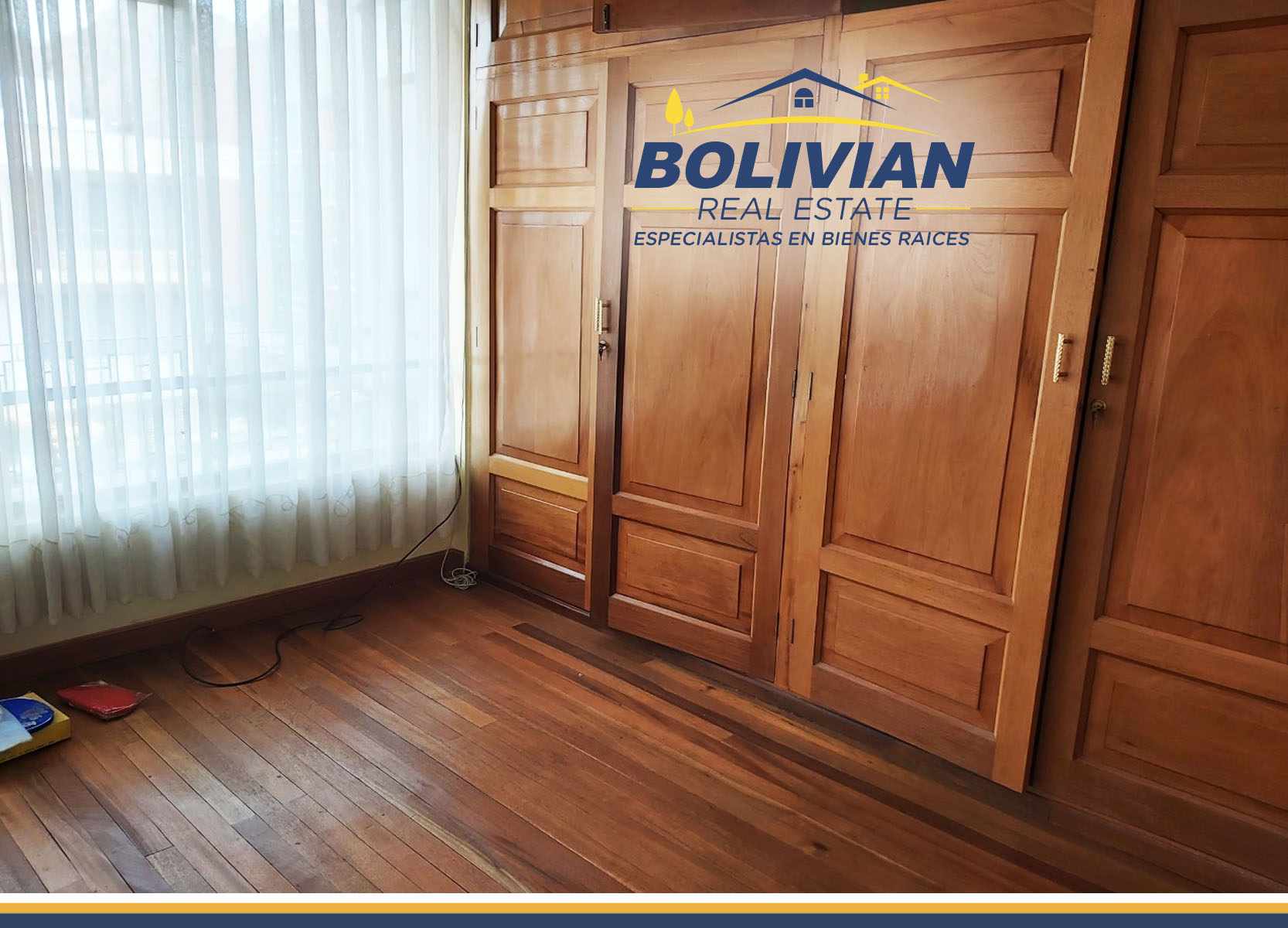 Casa en VentaIRPAVI CALLE SANCHEZ, SE VENDE CASA COMO TERRENO 3 dormitorios 3 baños 3 parqueos Foto 4