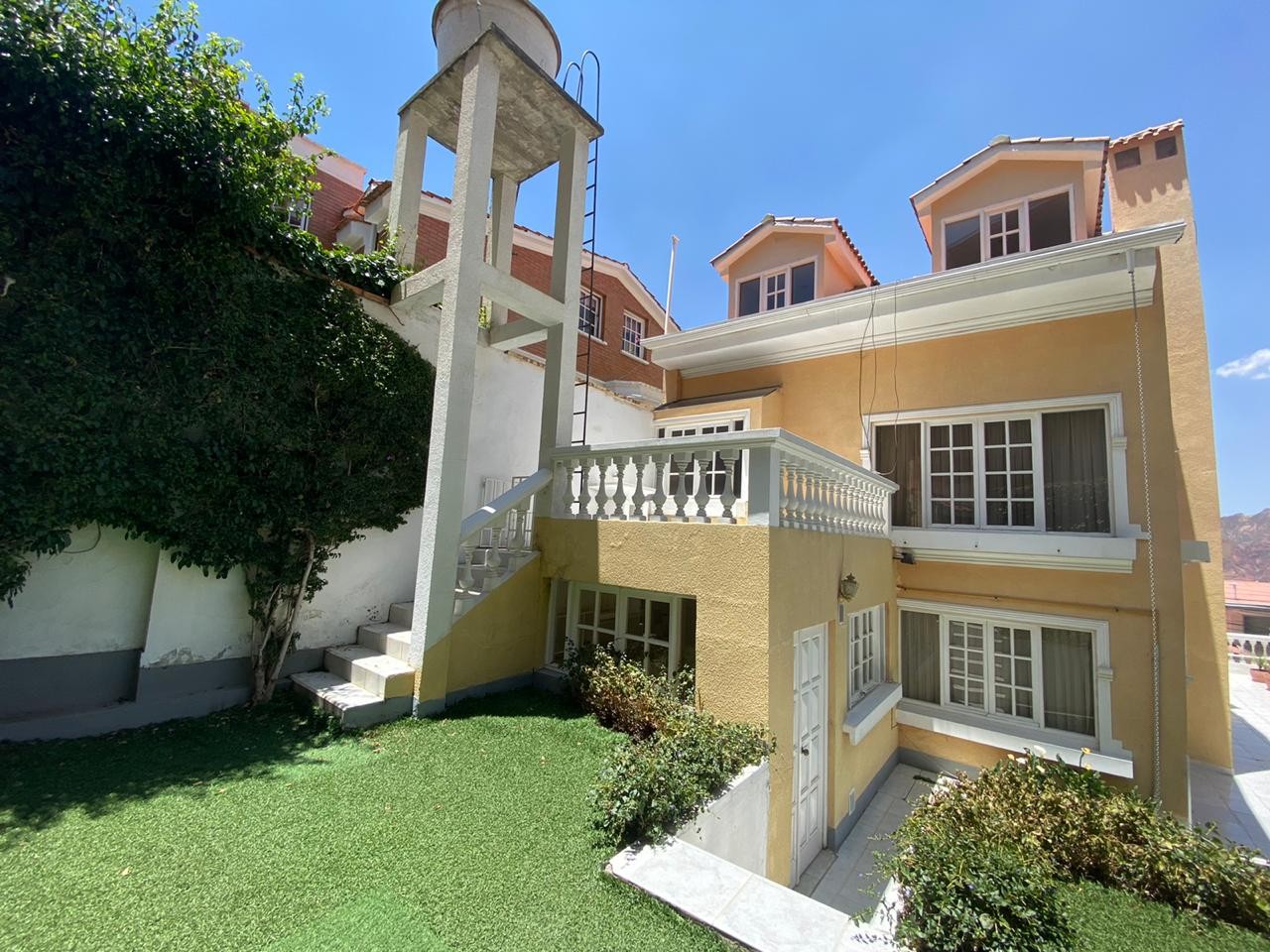 Casa Calle 26 nº 23 Cota Cota (a 2,5 cuadras de Muñoz Reyes carril de subida, mano derecha) Foto 1