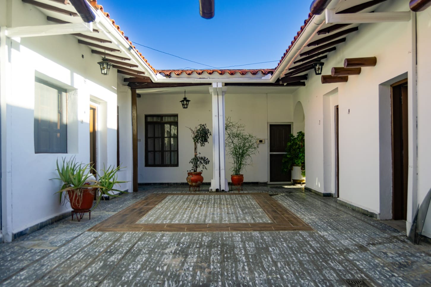 Casa en Centro en Santa Cruz de la Sierra 5 dormitorios 2 baños  Foto 1