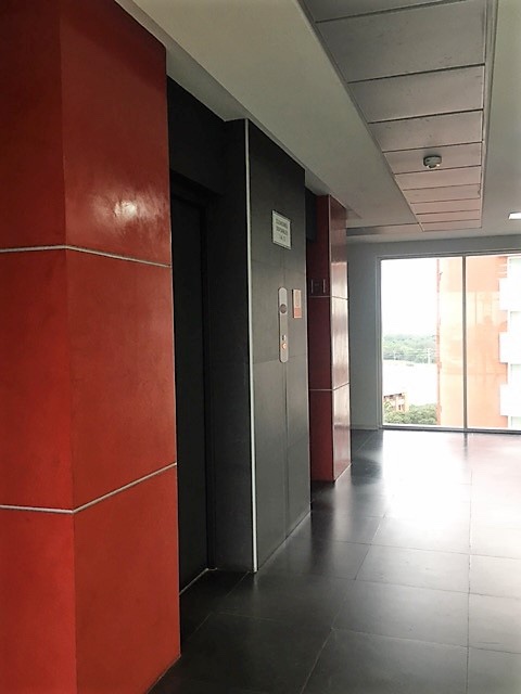 Oficina en VentaAv. San Martin Edificio Torre Duo Foto 7