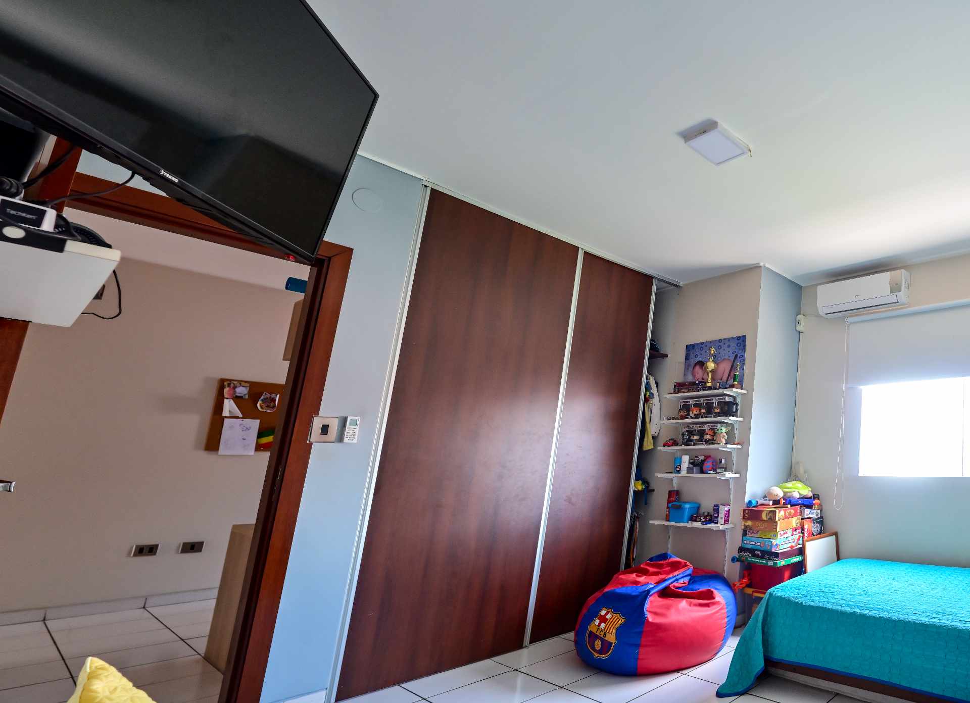 Casa en VentaAv Pirai 4 to anillo  3 dormitorios 4 baños 2 parqueos Foto 4