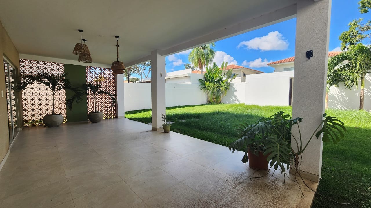 Departamento CASA EN VENTA EN BOSQUES DE LA COLINA Foto 13