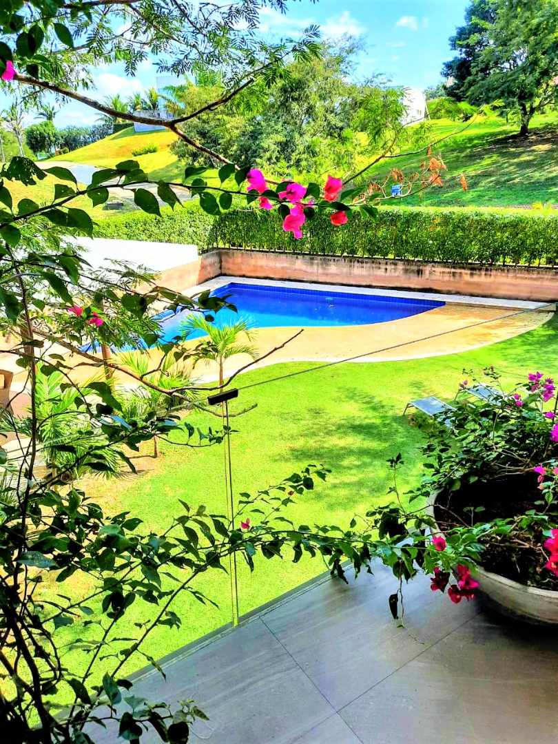 Casa en Urubó en Santa Cruz de la Sierra 5 dormitorios 5 baños 3 parqueos Foto 18