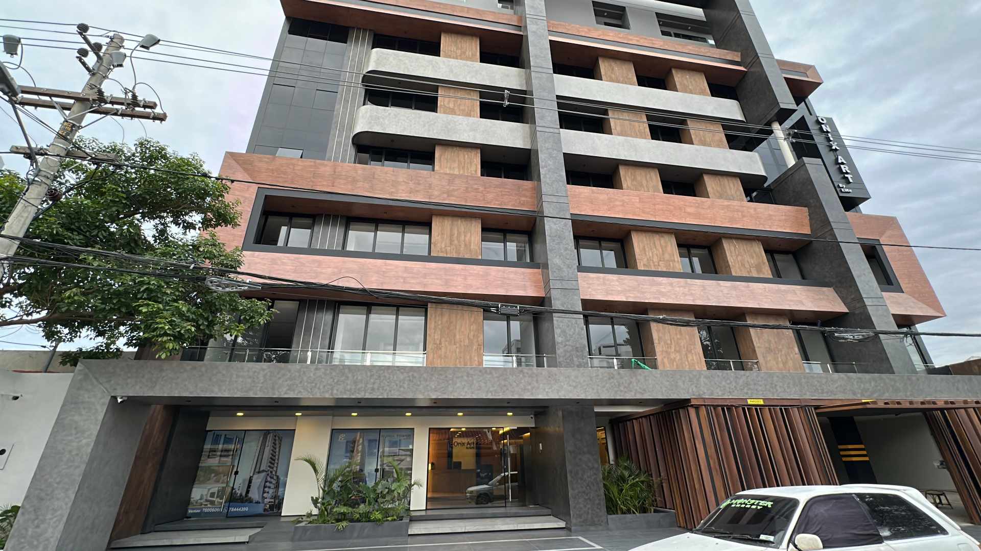 Departamento en Sirari en Santa Cruz de la Sierra 1 dormitorios 1 baños  Foto 1