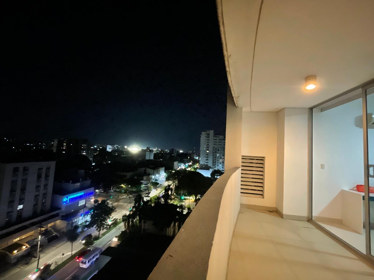 Departamento en AlquilerCalle Cochabamba, casi esquina Irala 2 dormitorios 3 baños 1 parqueos Foto 26