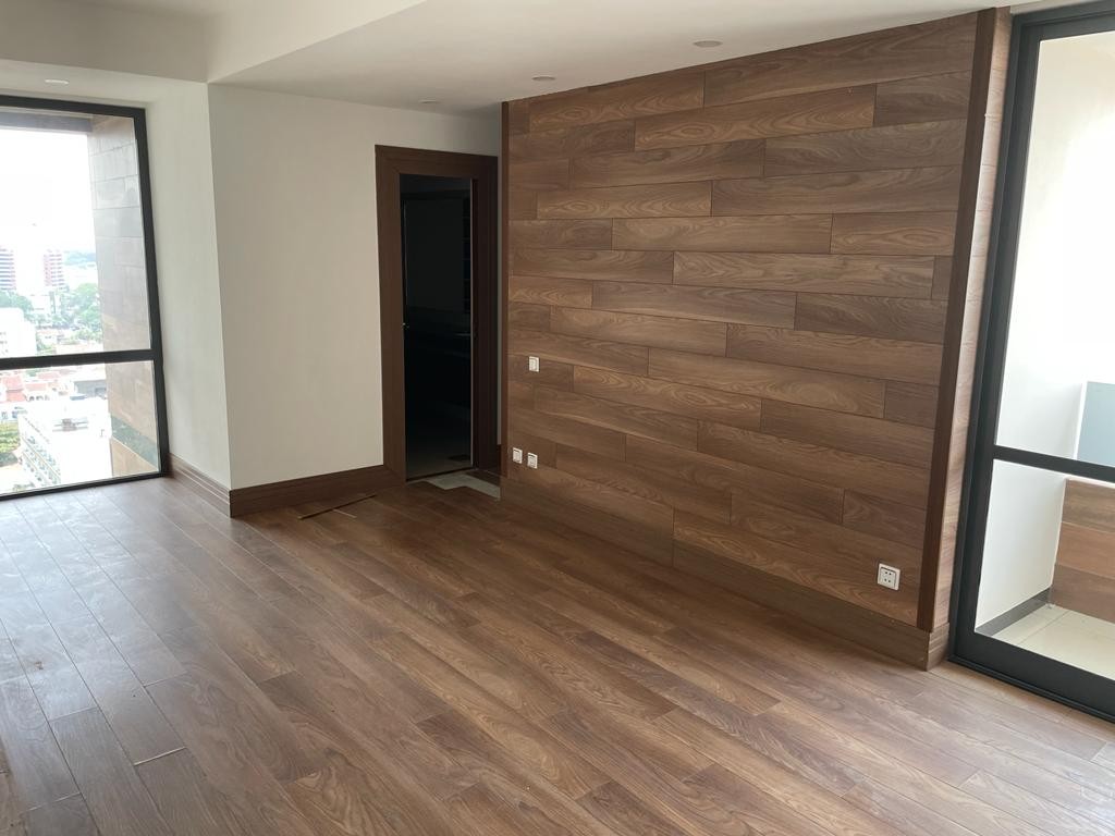 En Alquiler a $us 1,000 Foto 9