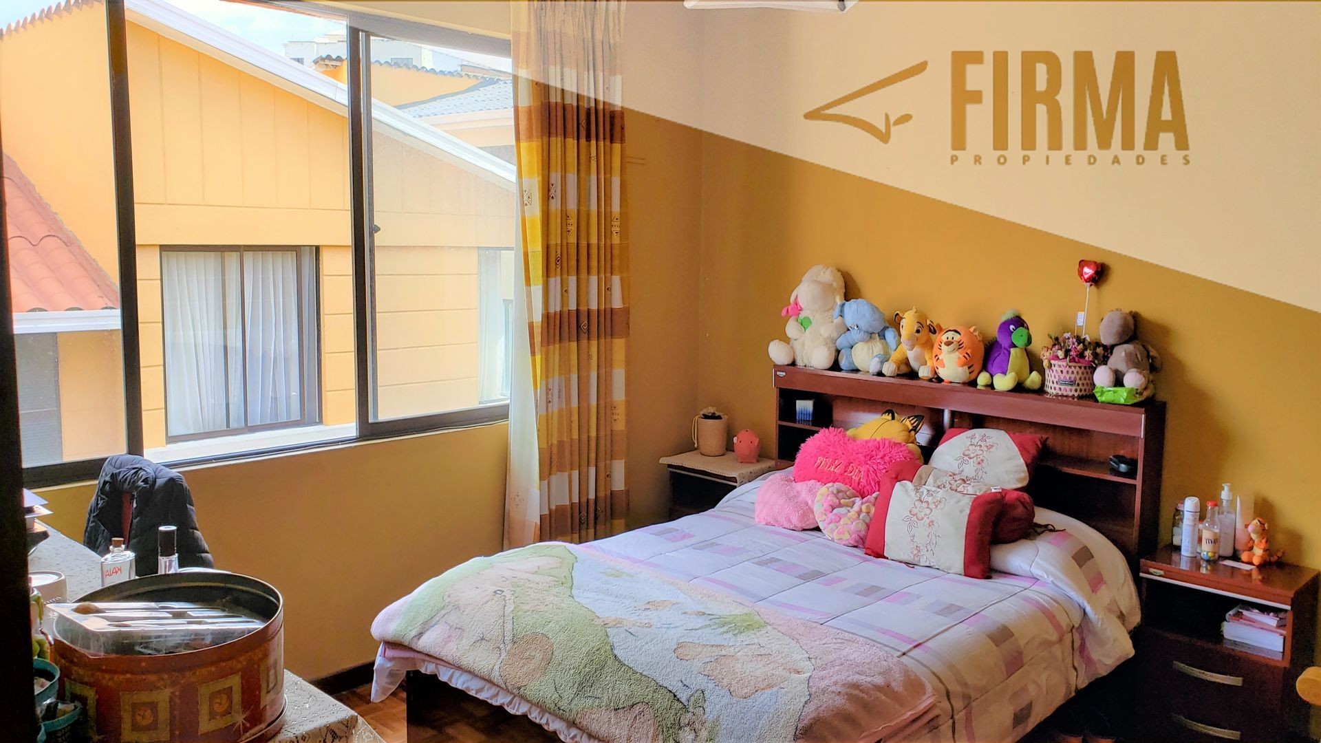 Casa en Cota Cota en La Paz 4 dormitorios 4 baños 1 parqueos Foto 8