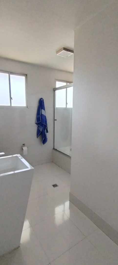 Departamento en AlquilerBAJO SOPOCACHI 3 dormitorios 3 baños 1 parqueos Foto 16