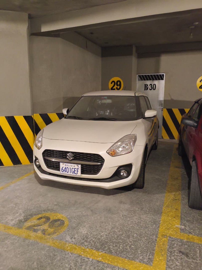 Parqueo en San Jorge en La Paz    Foto 1