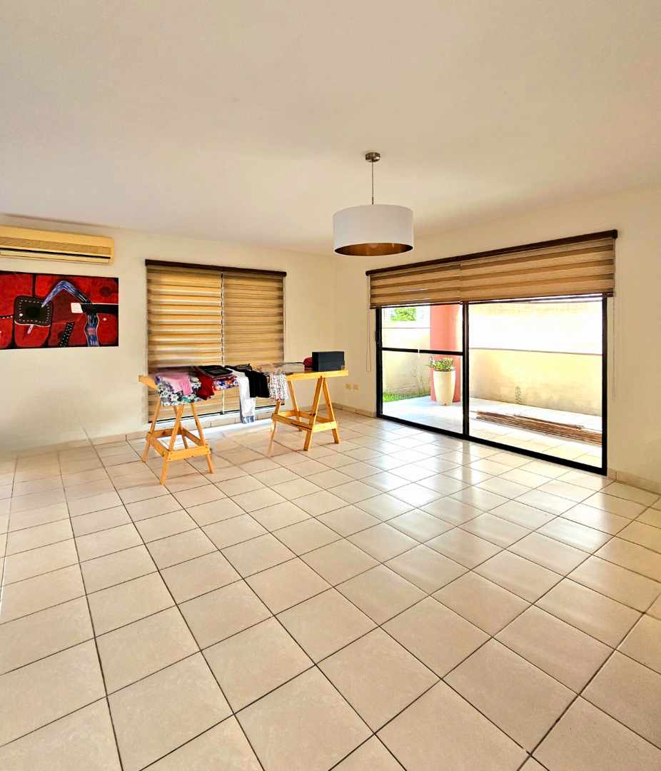 Casa Av. Banzer 7mo ANILLO- Cond. FIRENZE  Foto 19