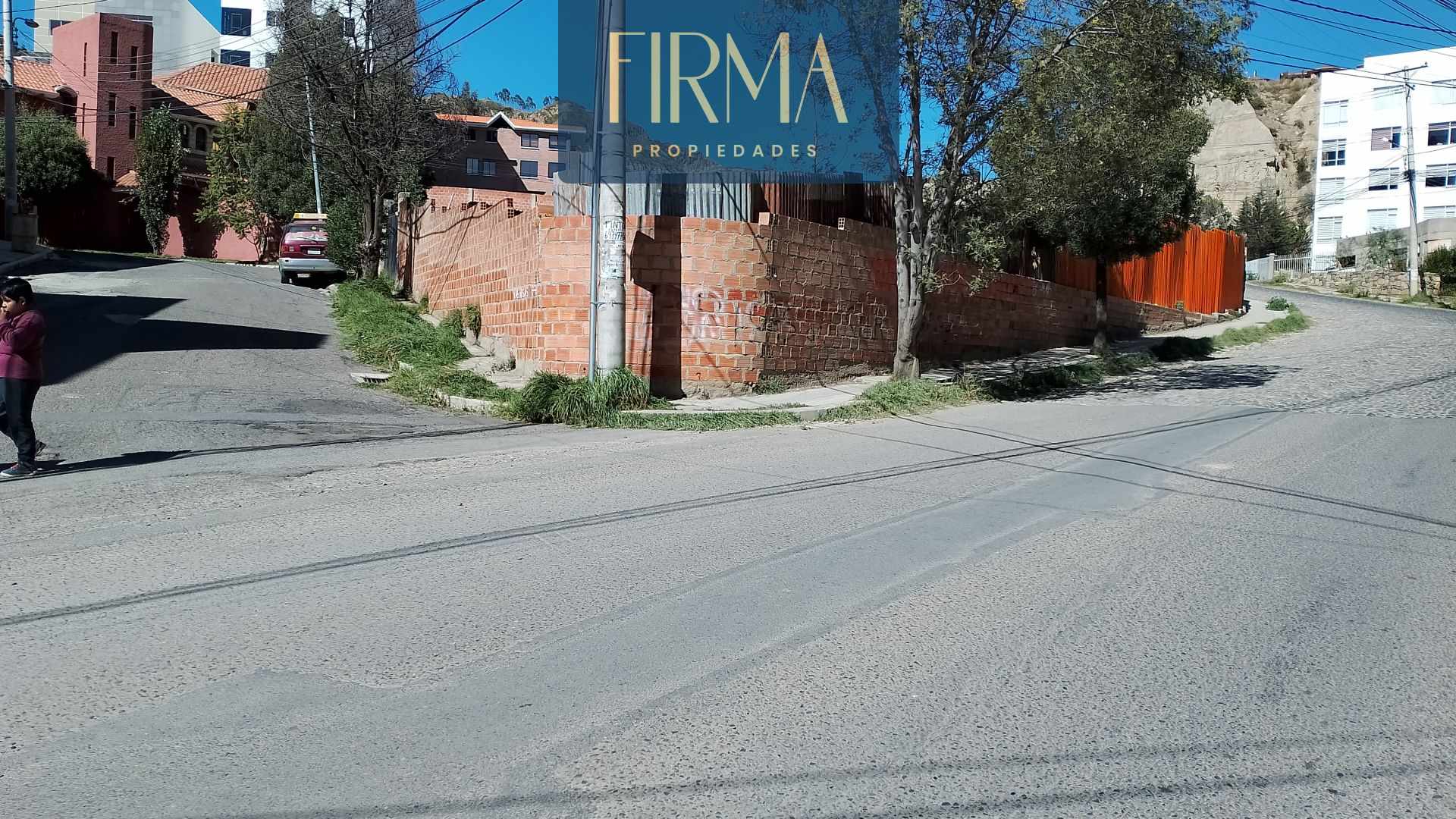 Terreno TERRENO EN VENTA, CALLE 31 DE ACHUMANI EN ESQUINA Foto 4