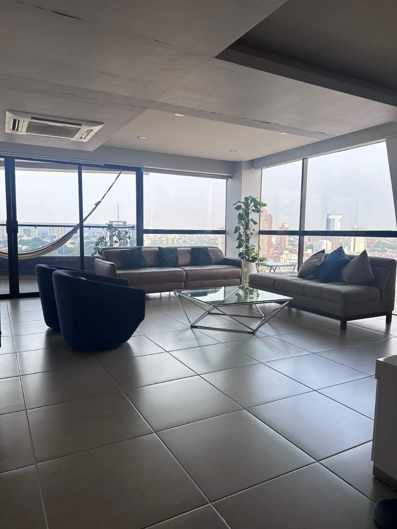 En Alquiler a $us 2,800 Foto 23