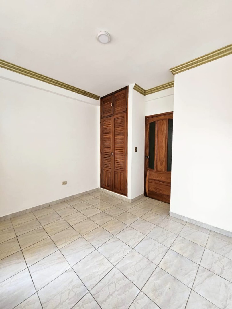 Departamento Av. Argamosa 1er ANILLO  Foto 14