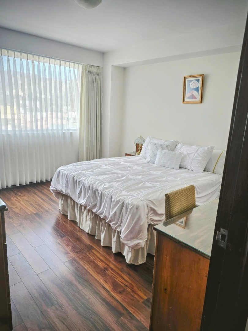 Departamento DEPARTAMENTO EN ALQUILER - AMOBLADO - CALACOTO - ZONA SUR DE LA PAZ Foto 12