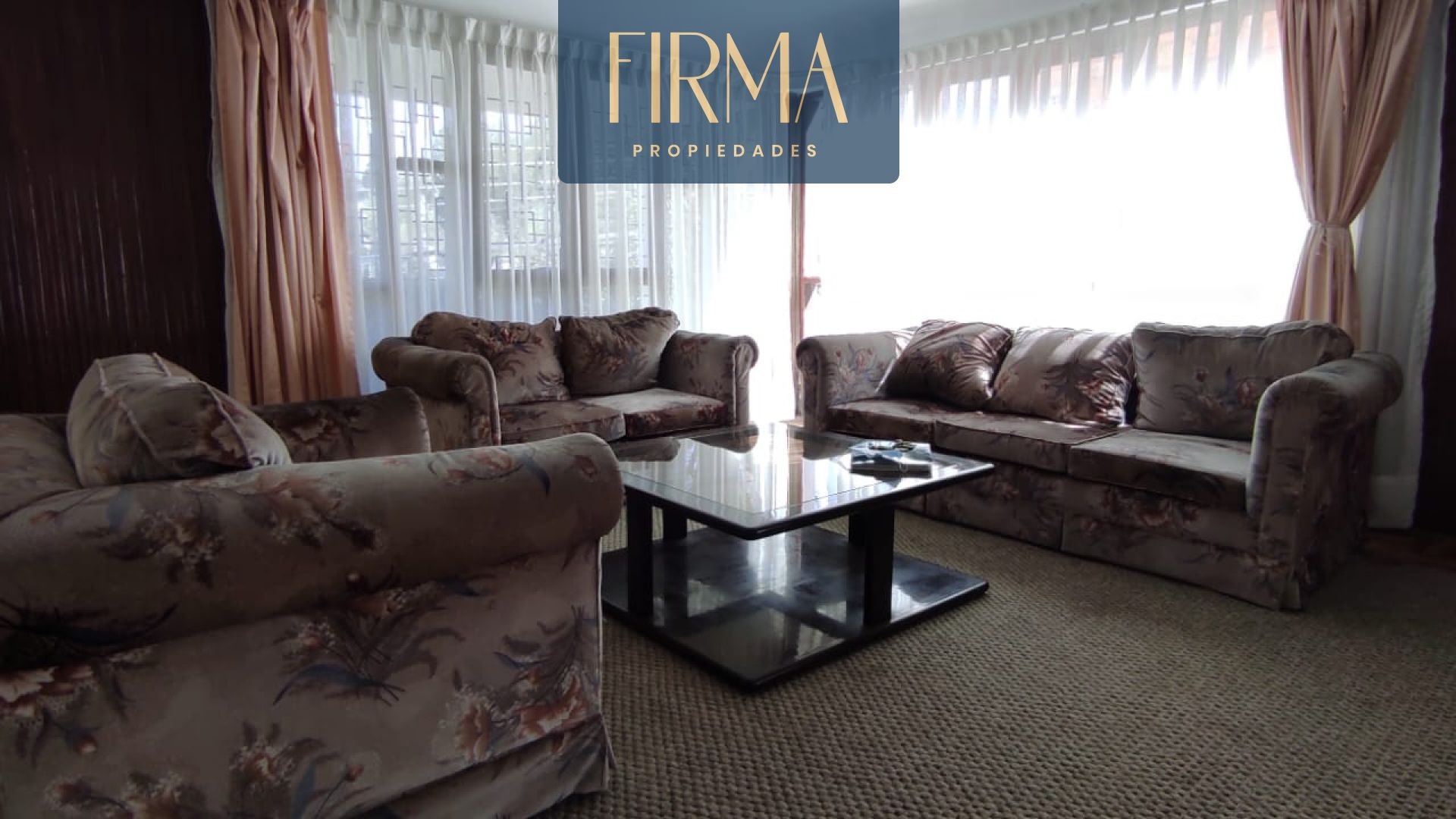 Casa en Achumani en La Paz 4 dormitorios 4 baños 2 parqueos Foto 11