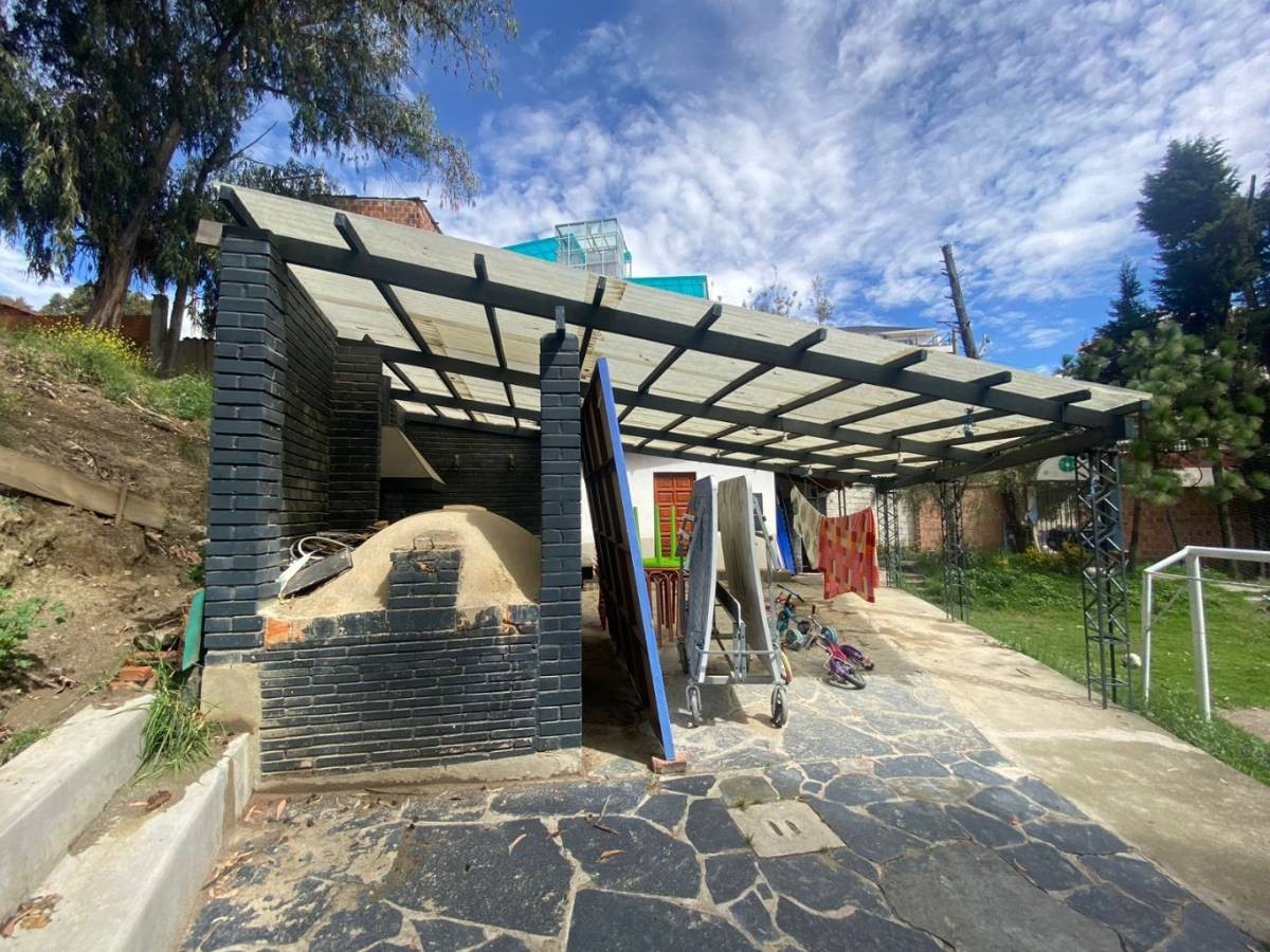 Terreno en Mallasilla en La Paz    Foto 9