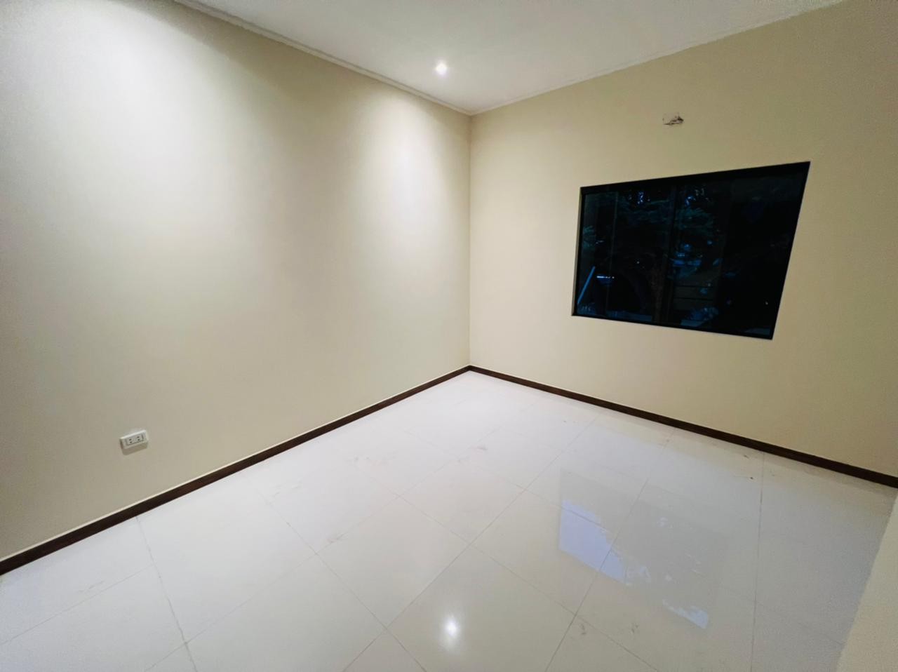 Casa Condominio Joinville 8vo. anillo av. Beni 
 Foto 10