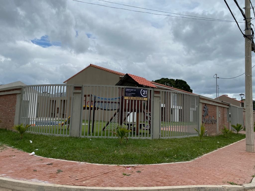 Casa en Entre 6to y 7mo anillo Oeste en Santa Cruz de la Sierra 3 dormitorios 3 baños 2 parqueos Foto 15