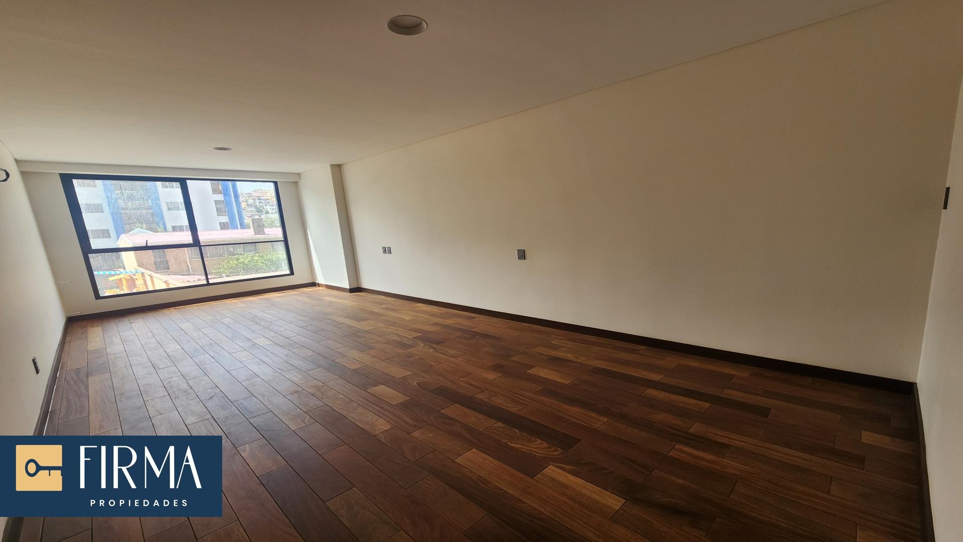 Departamento en VentaDEPARTAMENTO DE LUJO CON PATIO PRIVADO EN VENTA A ESTRENAR Foto 12