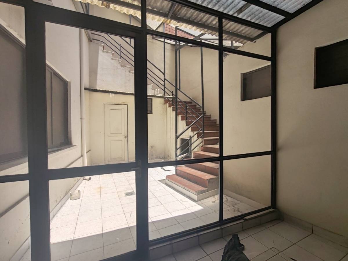 Edificio en VentaCENTRO, AV. MONTES 21 dormitorios 6 baños  Foto 14