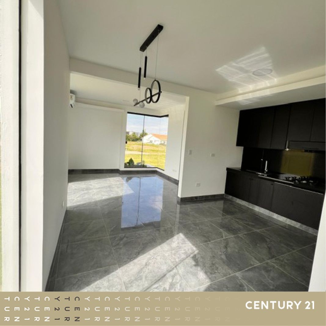 En Venta a $us 240,000 Foto 2