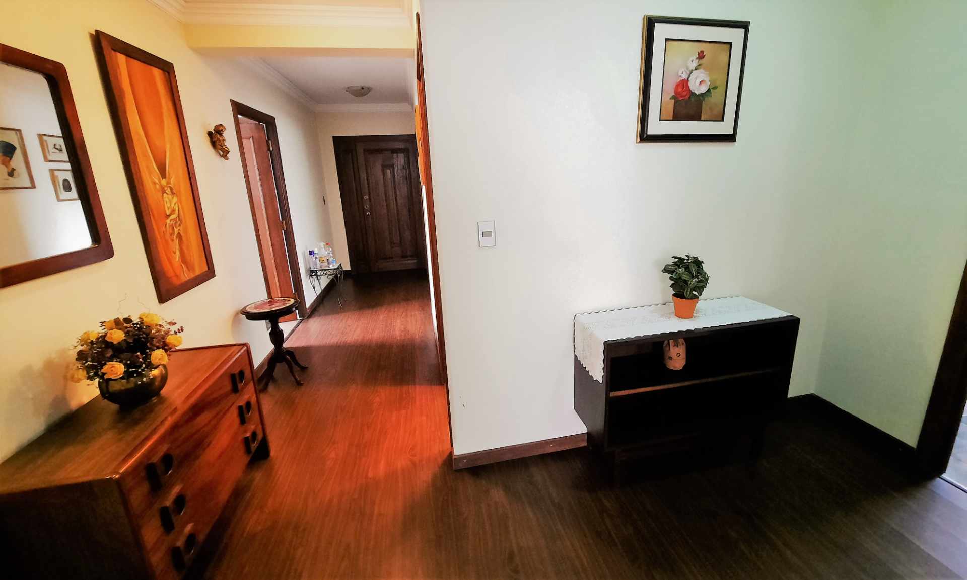 Departamento en AlquilerCalle 24 de Calacoto con Av. Ballivián 4 dormitorios 4 baños  Foto 36