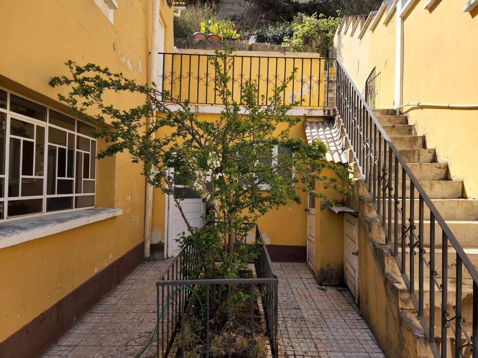 Casa en Obrajes en La Paz 2 dormitorios 2 baños  Foto 8