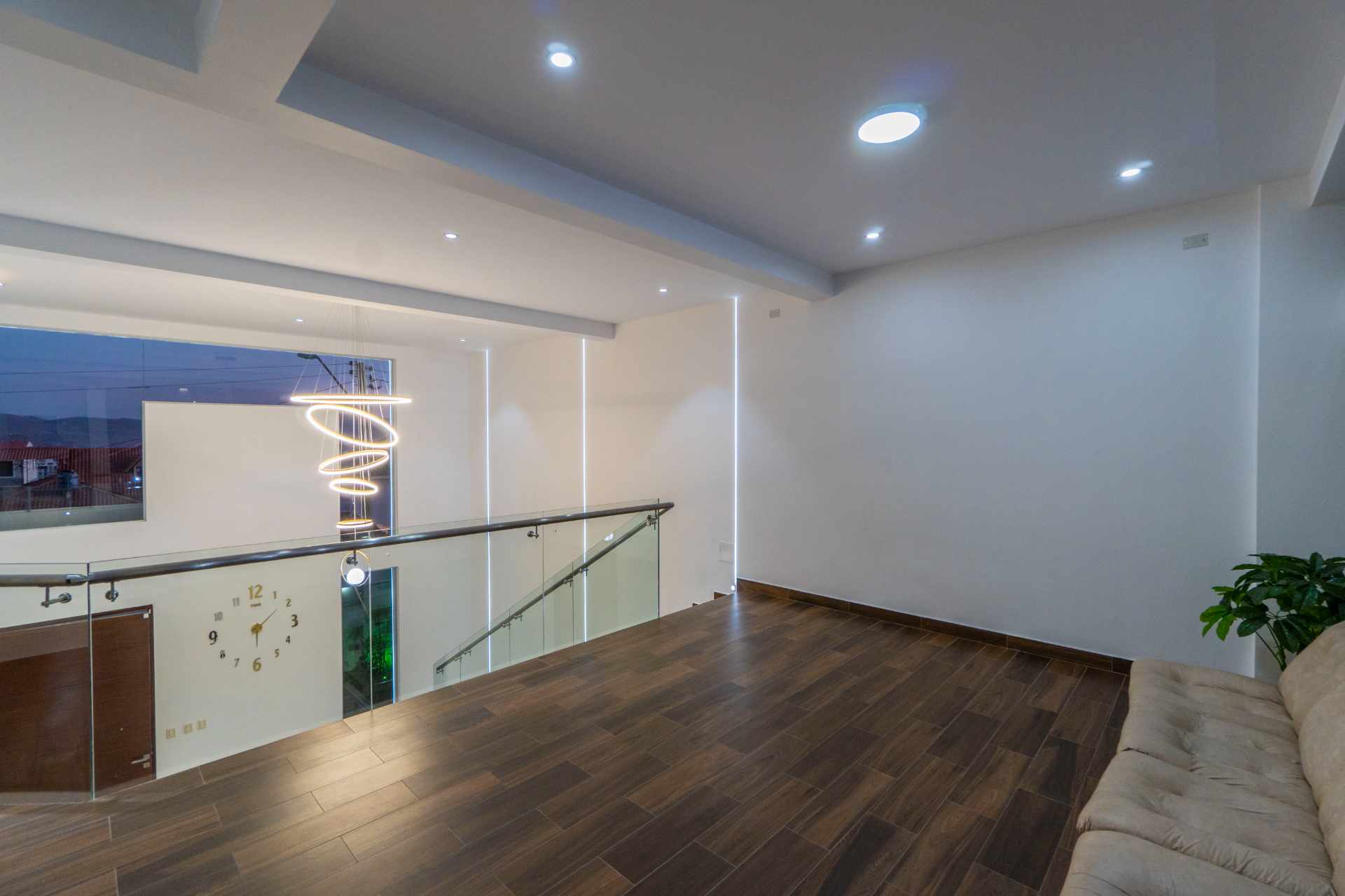 Casa Calle Begonia entre Av. Pando y Trinitaria Foto 30